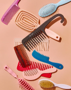 combs/brushes